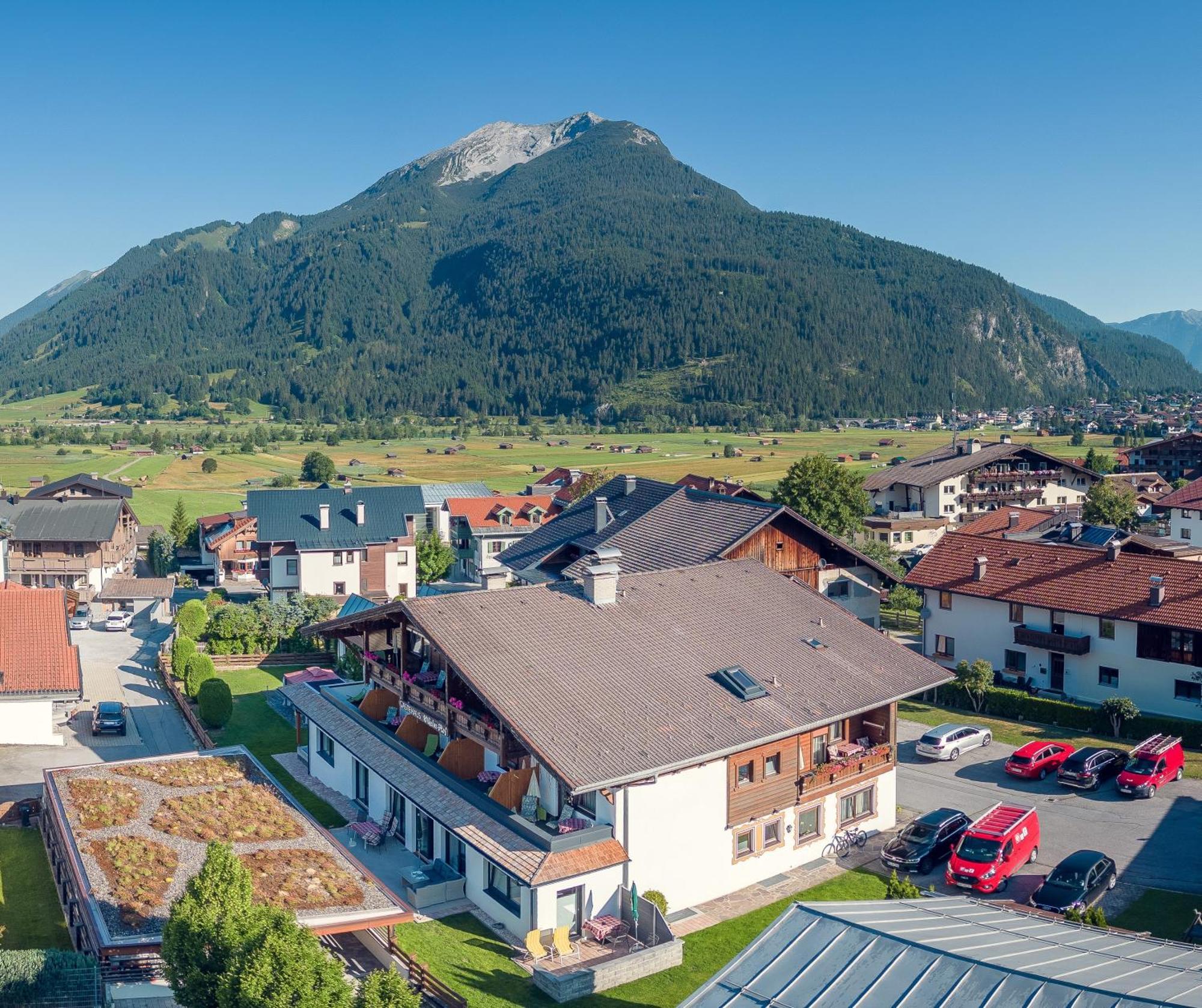 Gaestehaus Wilhelmshof Ehrwald Exterior photo